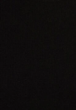 Tussah Tiana - T-Shirt Basic - Black -Tussah 121b03a212f440d9a3171d9962fa6a2f