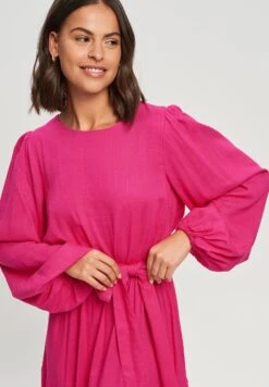Tussah Delaney- Jurk - Hot Pink -Tussah 514f0b84fb434b59b2b79b81b6bb28c8