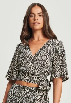 Tussah Carin- Blouse - Black And White Zebra