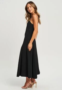 Tussah Amal - Jurk - Black -Tussah 721610399c5048f89e55bd46177962d3