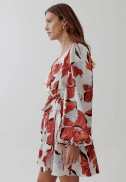 Tussah Tera Mini - Jurk - Red Oversized Floral 9 Tussah Tera Mini - Jurk - Red Oversized Floral -Tussah 9cd833f5b4e94d3a8c5e803c0965a72a