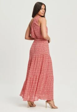 Tussah Indy - Maxi-Jurk - Plisse Floral Red 9 Tussah Indy - Maxi-Jurk - Plisse Floral Red -Tussah c1b3fab163774dddb7a8e1f54202c2b2