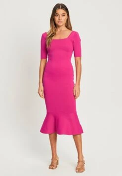 Tussah Clara - Etui-Jurk - Hot Pink