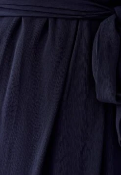 Tussah Solara - Maxi-Jurk - Navy Blue -Tussah d3522fab52f84090a36b49319ac9b136