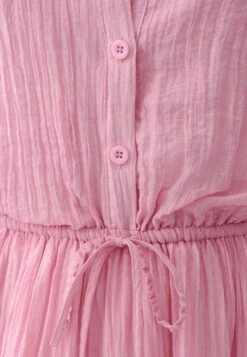 Tussah Elliot - Maxi-Jurk - Pink -Tussah e1a4165f258a4ed4be7d41e7c3e21f6c