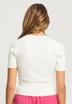 Tussah Esmae - Vest - White -Tussah e737d01215e14fbcb8033bd5e308b7bf