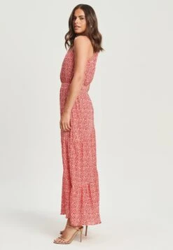 Tussah Indy - Maxi-Jurk - Plisse Floral Red 8 Tussah Indy - Maxi-Jurk - Plisse Floral Red -Tussah f60a97620f984bf9b1ad14929b8031d6